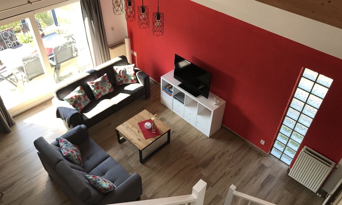 Julianadorp aan zee House | RENOVATED spacious holiday home near the beach in Landal Park