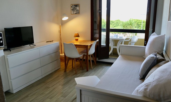 Le Penon Apartment | Renovated studio in Seignosse, near beach, perfect for 2