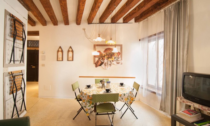 Isola San Giorgio Maggiore Apartment | RENOVATION WORKS IN PROGRESS: NOT RENTABLE !