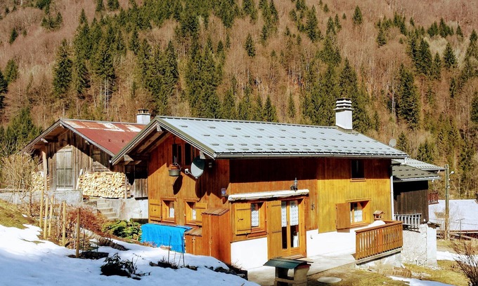 Sixt-Fer-a-Cheval Ski Chalet | Rent out chalet in Haute Savoie (France Mountain) with splendid sight