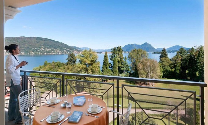 Baveno Apartment | Residence Carl & Do - Baveno Two-room Apt. 3/4 Pax Sofa Bed Partial Lake View