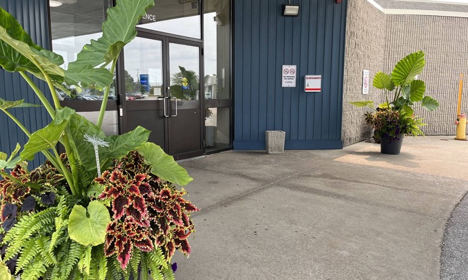 Sarnia Hotel | Residence & Conference Centre - Sarnia