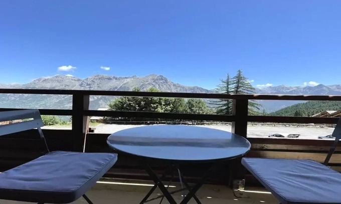 Puy-Saint-Vincent Apartment | Residence Dame Blanche - DBA124 - APPT 2 CHAMBRES + COIN MONTAGNE - BALCONY - 8 PERSONS