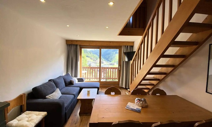 Meribel Centre Apartment | Residence L'ermitage - 3-room apartment mezzanine for 6 people located in Méribel center close to shops and ski slopes