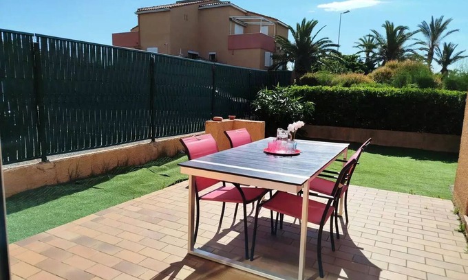 Saint-Cyprien Plage Apartment | Residence Nouvelles Mirandas - Close Beach and shops for this T2 in the DRC with private garden-4NMA7