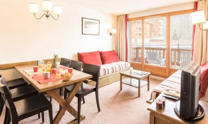 Les Claux Apartment | Residence Pierre & Vacances L'Albane - Apartment for 6 people - 1 bedroom + 1 sleeping area