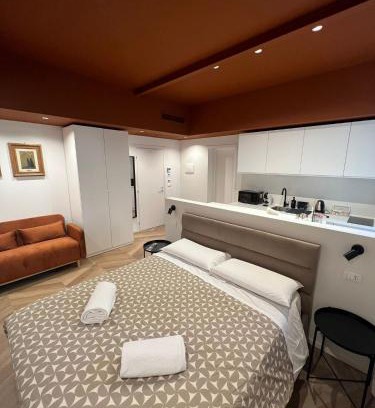 Santo Stefano House | Residenza Mazzini