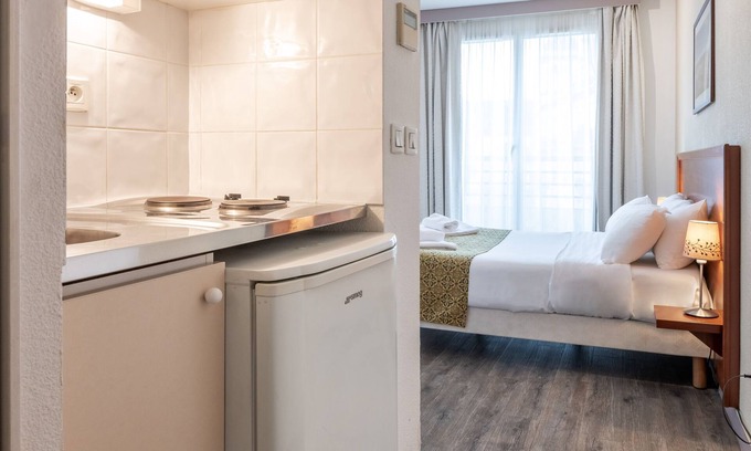 Grenoble City Centre Apartment | Residhotel Grenette