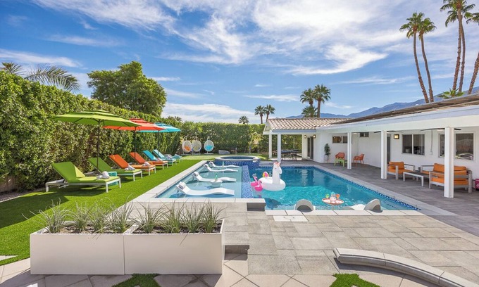 Palm Springs House | Resort Living! Outdoor Kitchen | Fire Pit | 4BR/4BA | 🌴