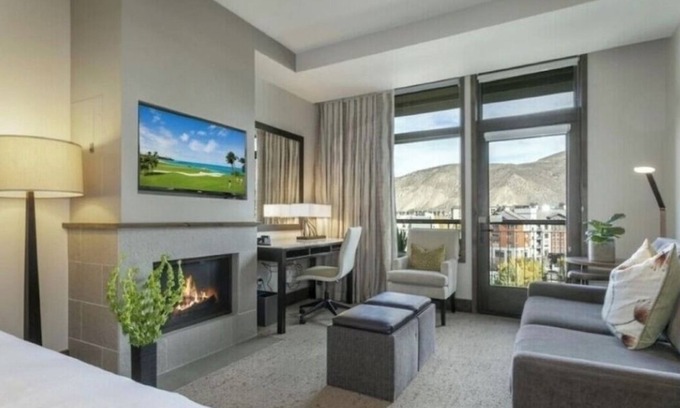 Avon Condo | Resort & Spa, Ski in/out, Health Club, Spa, Ski/Boot Valet, Fireplace, RmService