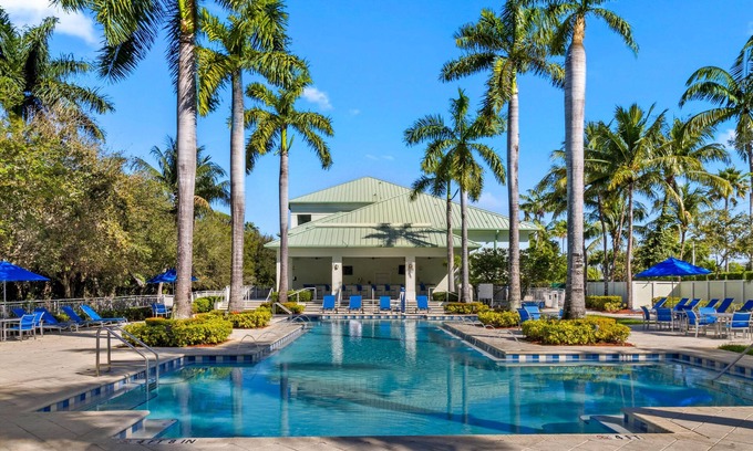 Doral Condo | Resort Style 3 Bed/4 Bath Townhouse in Paradise