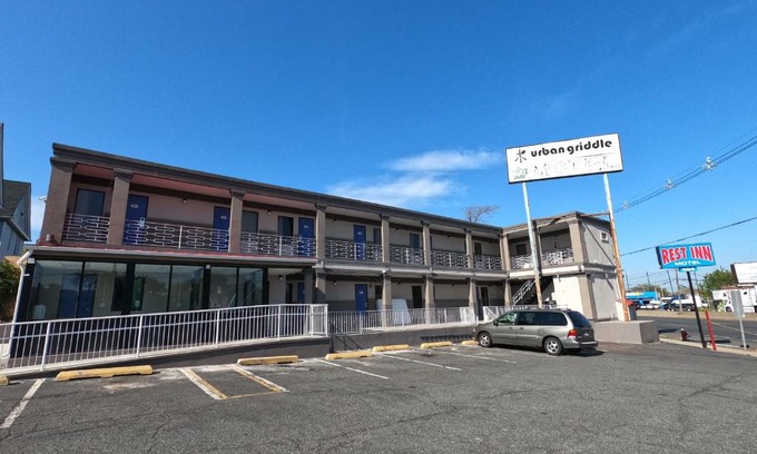 Elizabeth Hotel | Rest Inn - Elizabeth