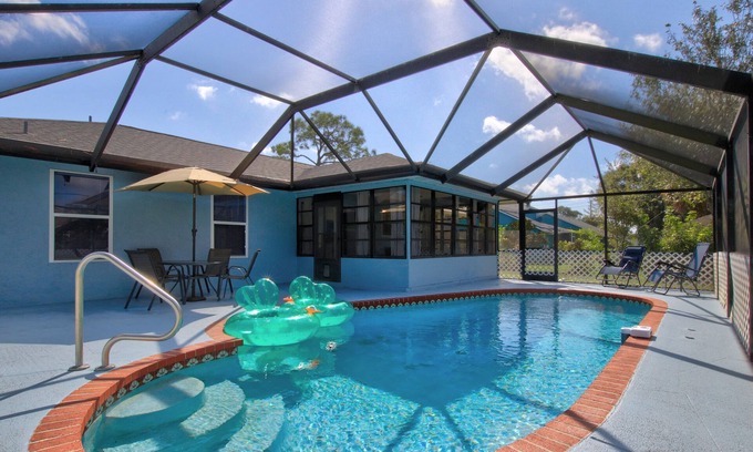 Sebastian Highlands House | Rest & Relaxation at the Ridgely Retreat