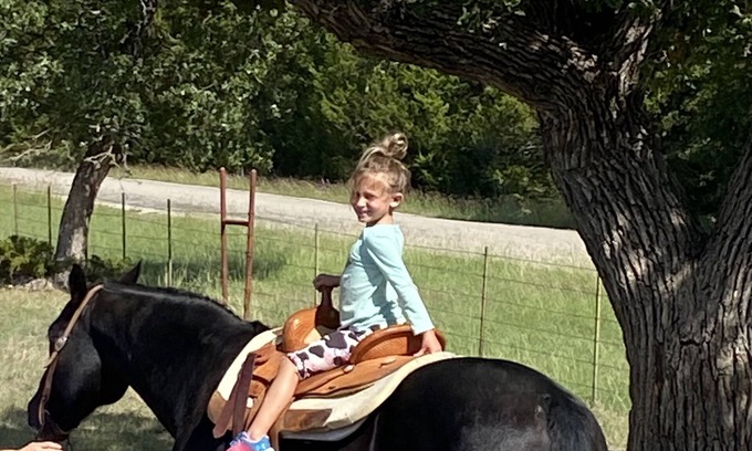 Decatur Apartment | Rest & Relaxtation (R&R)