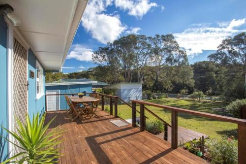 Kioloa House | Retro Beach Cottage - classic surf getaway
