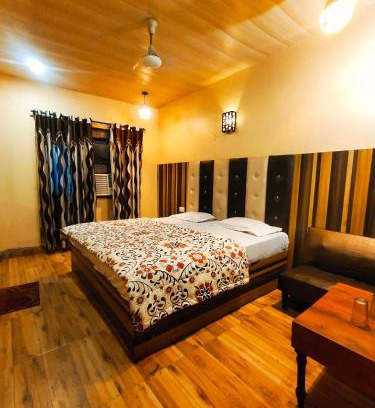 Amritsar Hotel | Revoli Inn Hotel JUST 5 MIN FROM GOLDEN TEMPLE
