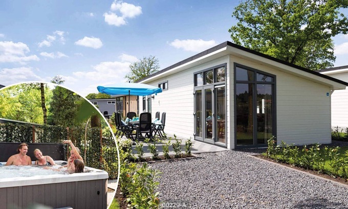 Cromvoirt Ski Chalet | ✓ Rialto at Résidence de Leuvert ✓ Holiday home for 6 persons ✓ Located near Den Bosch (Noord-Brabant) ✓ Near De IJzeren Man ✓ Book directly through the park