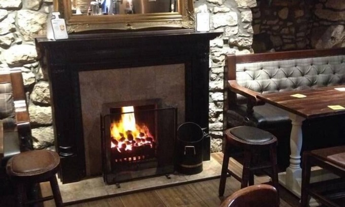 Currie Hotel | Riccarton Inn