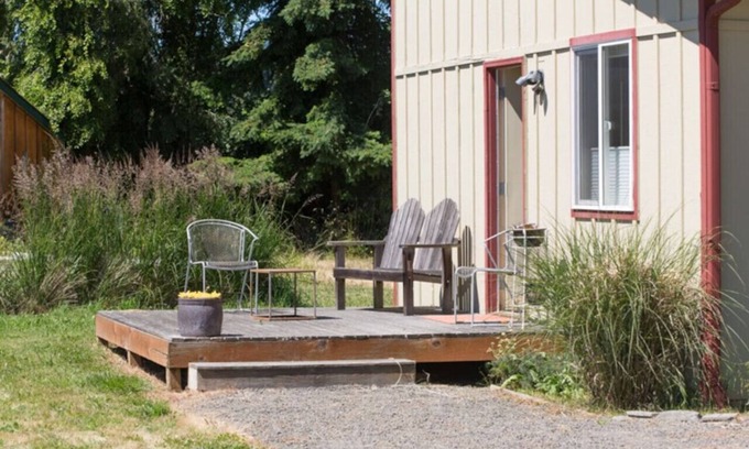 Sequim House | Riley`s Farmette - A Peaceful Countryside Retreat