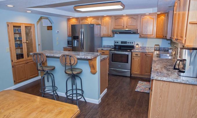 Badger House | River Ridge Lodge on the Chena River