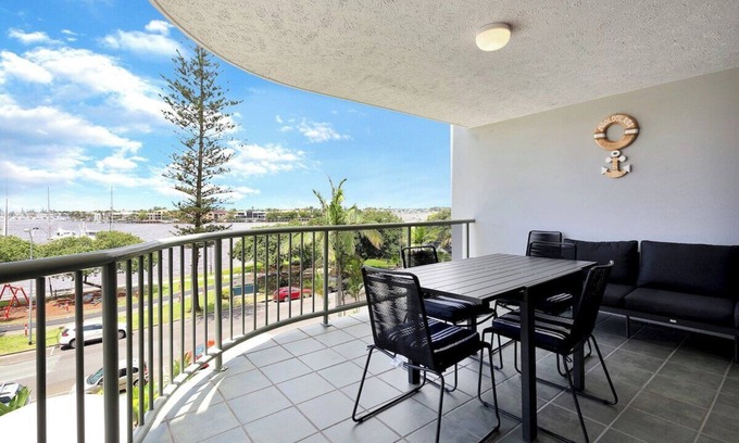 Mooloolaba Apartment | Riverdance Apt 15 Sum