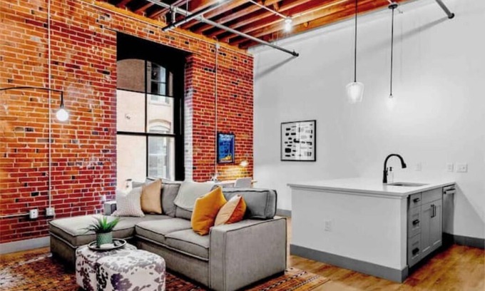 Downtown St. Louis Apartment | Riverfront Loft-Steps from Arch, Stadium & Convention Center