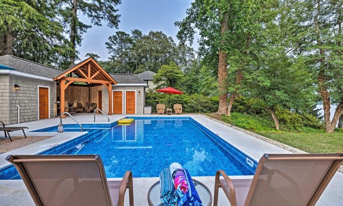 Kinsale House | Riverfront Paradise with Hot Tub and Pool in Kinsale!