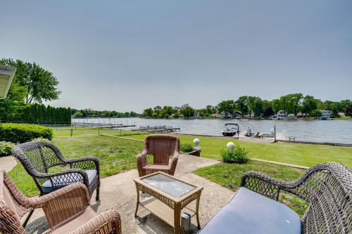 McHenry House | Riverfront Retreat with Dock and Kayaks in McHenry