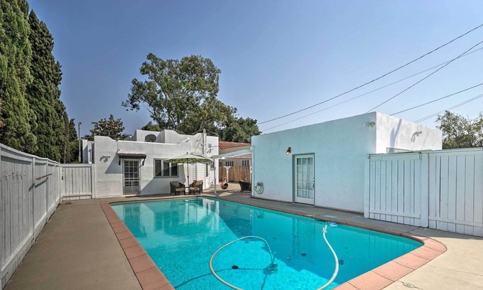 Riverside Apartment | Riverside Casita by Shops, Restaurants & More