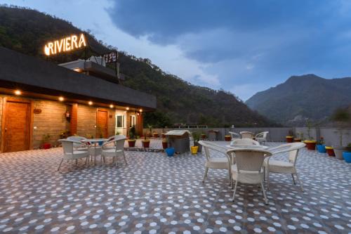 Paliyal Gaon Hotel | Riviera Resort Rishikesh Best Hotel in Rishikesh ,Luxury Comfort , Traveler's Delight , Budget Friendly , Prime Location , Guest Favorite