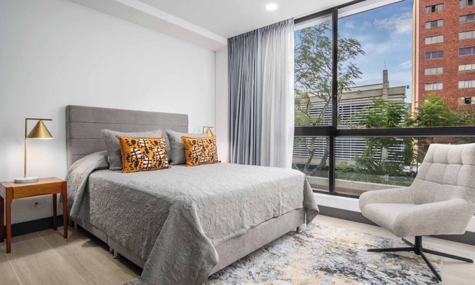 Cali Apartment | RM306 | Balcony | Pool | Gym | Santa Teresita