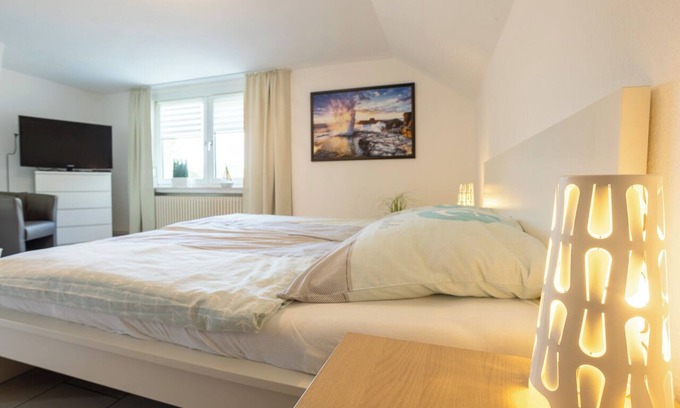 Tossens House | Robbenglück Tossens - family-friendly & pet-friendly, with garden