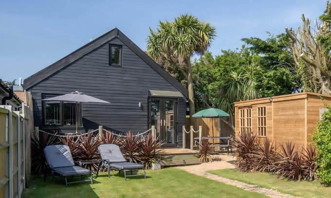 Irstead House | Robin's Rest | Winterton Cottages