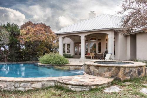Pipe Creek House | Rockin' B Ranch Summit House