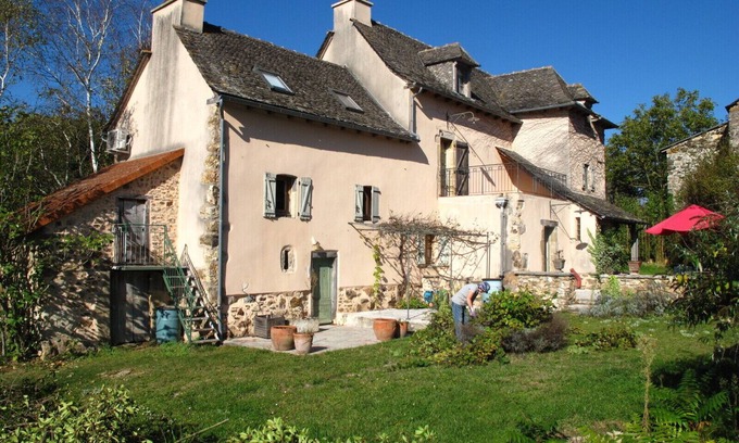 Compolibat House | Romantic house with a view