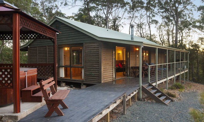 Vacy Cabin | Romantic log cabin or Family Cabin. 3 bedroom. Spa & spa bath. Great views.