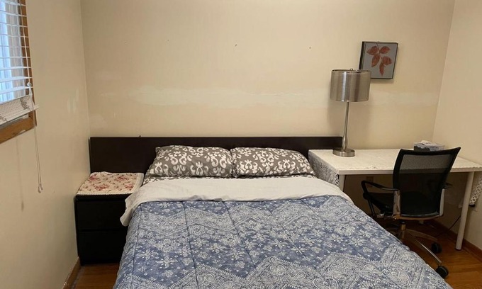 Upper Beaches House | Room 2 at Main St near Subway Station and Beach