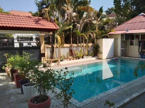 Daun Penh House | Room 9 - Studio in a villa 5mn walk from the Royal Palace with swimming pool