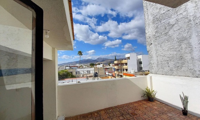 Centro de la Ciudad House | Room D Casa El Colibrí CEC (terrace)