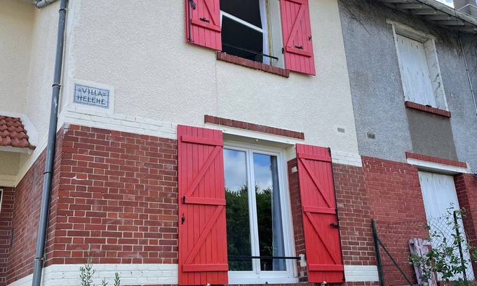 Colombes House | Room for rent in La villa Hélène