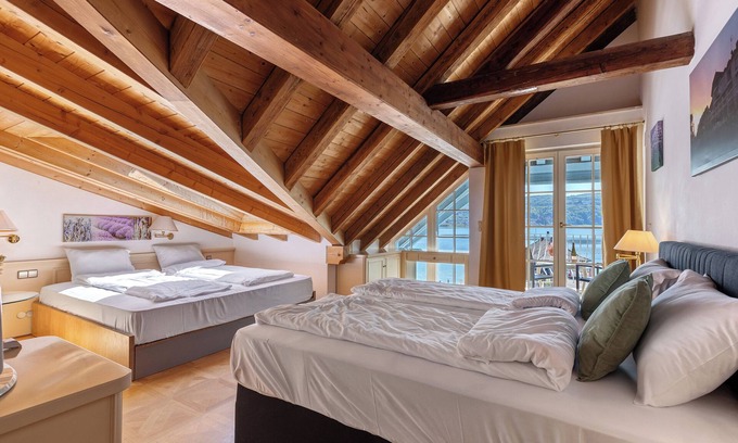 Reichenau Apartment | Room 'Suite Mit Seeblick U Balkon' with Lake View, Shared Terrace and Wi-Fi