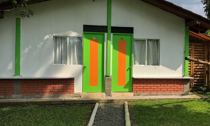 Pereira House | Room with 2 double beds Number 14