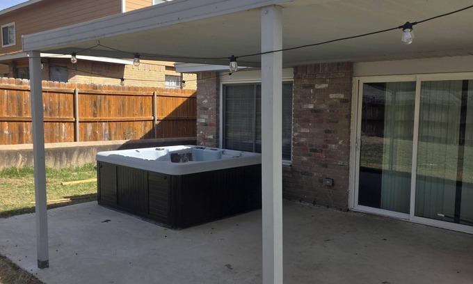 Cibolo House | Room with private entrance shared living spaces G with Pool