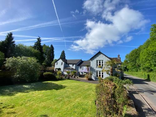 Talybont-on-Usk Bed & Breakfast | Rooms at The Usk