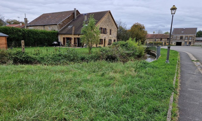 Vendresse Bed & Breakfast | Rooms for rent vendresse region 2 bedrooms upstairs plus a living room ground floor Land,