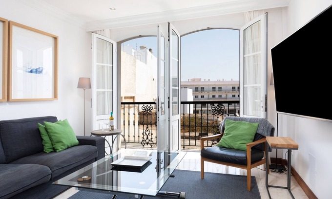 Arrecife Apartment | Rooms & Suites Balcony 3C - Luxury apartment near the Charco San Ginés