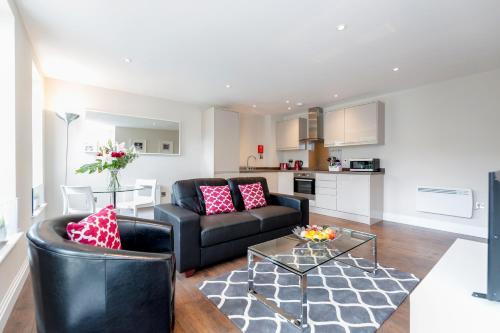 Reigate Apartment | Roomspace Serviced Apartments - Trinity House