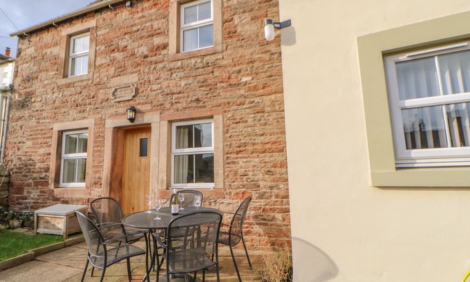 Lazonby Cottage | ROSE COTTAGE, pet friendly, luxury holiday cottage in Lazonby