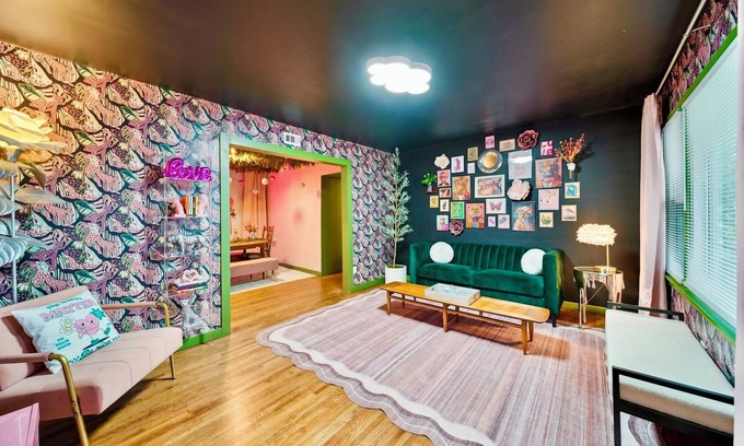 Broken Arrow House | Rosy Rendezvous in the heart of the Rose District - Retro & Modern w/Speak Easy