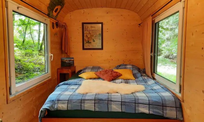 Vaulion Other | Roulotte